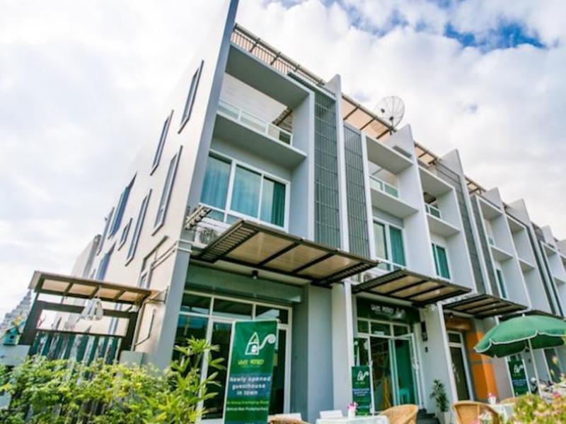 White Monkey Guesthouse Пхетбури Экстерьер фото