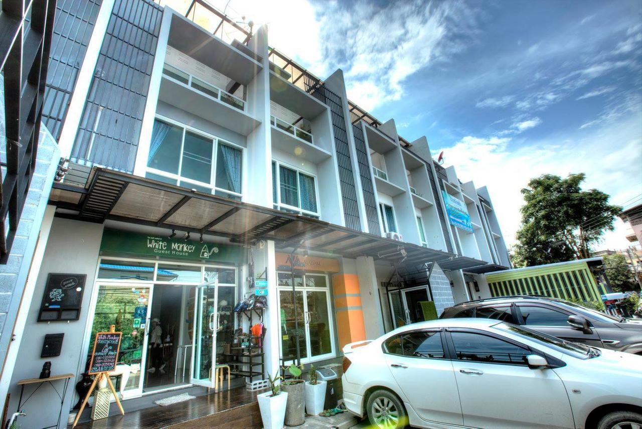 White Monkey Guesthouse Пхетбури Экстерьер фото