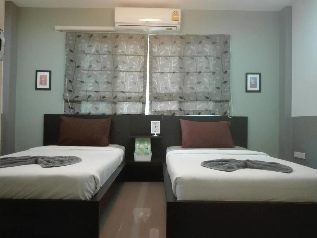 White Monkey Guesthouse Пхетбури Экстерьер фото