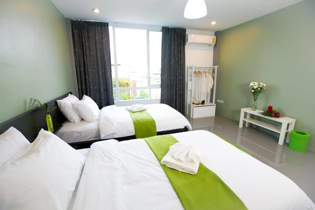 White Monkey Guesthouse Пхетбури Экстерьер фото